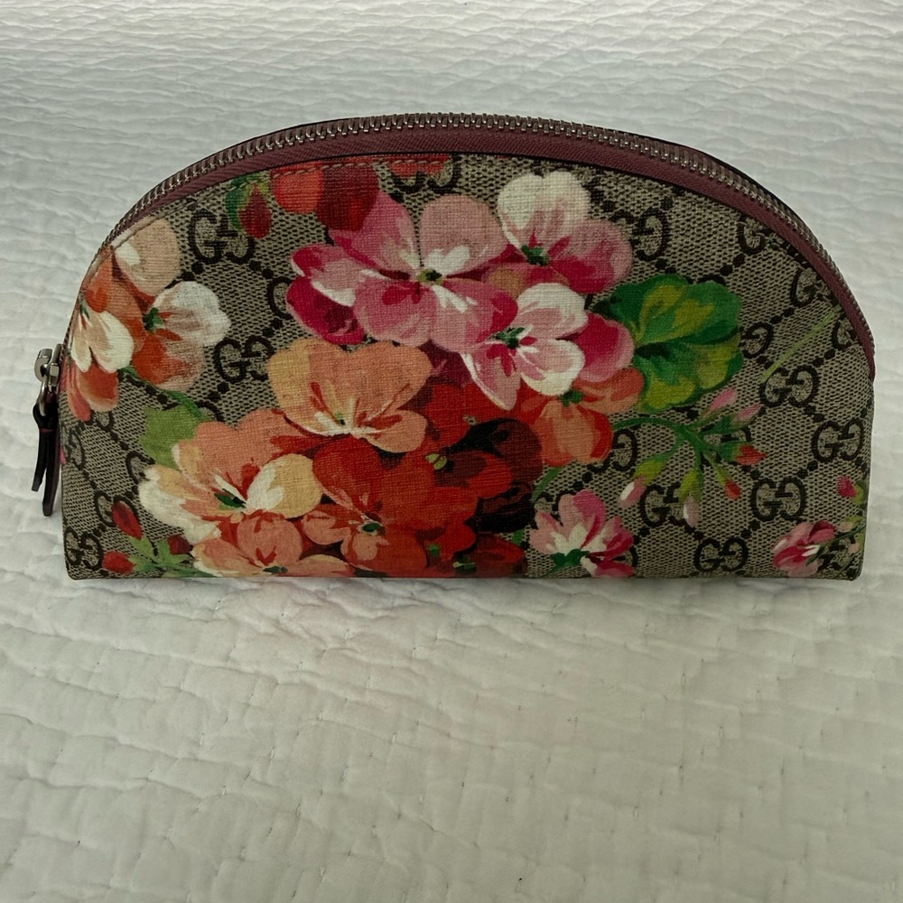 Gucci Blooms Canvas Cosmetic Case - Red and Pink